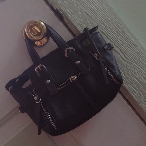 Purs - Picture 2 of 4